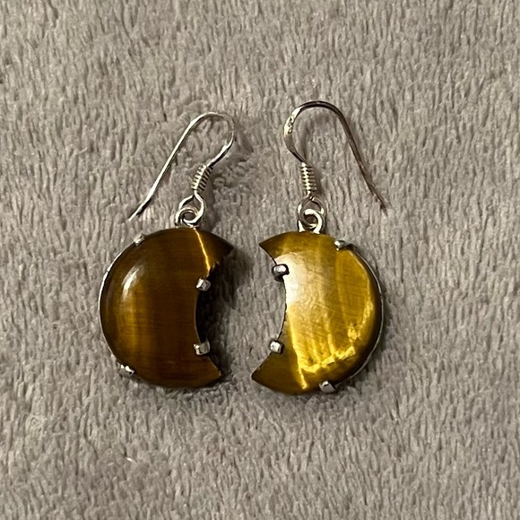 Tiger’s Eye Crescent Moon Drop Earrings 925 Sterling Silver NWOT - Picture 1 of 2